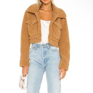 CROP SHERPA JACKET
Bardot